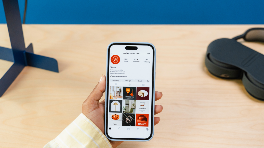 Expert social media marketing services – Grow your business on Facebook, Instagram & LinkedIn